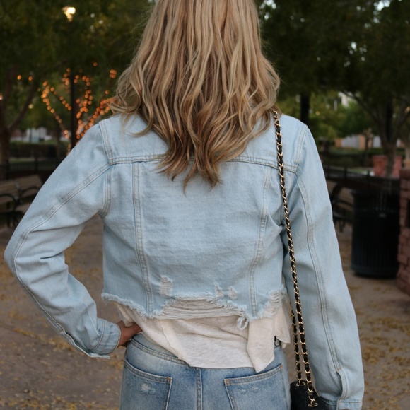 Raw Edge Crop Denim Jacket Light Wash - Picture 3 of 7